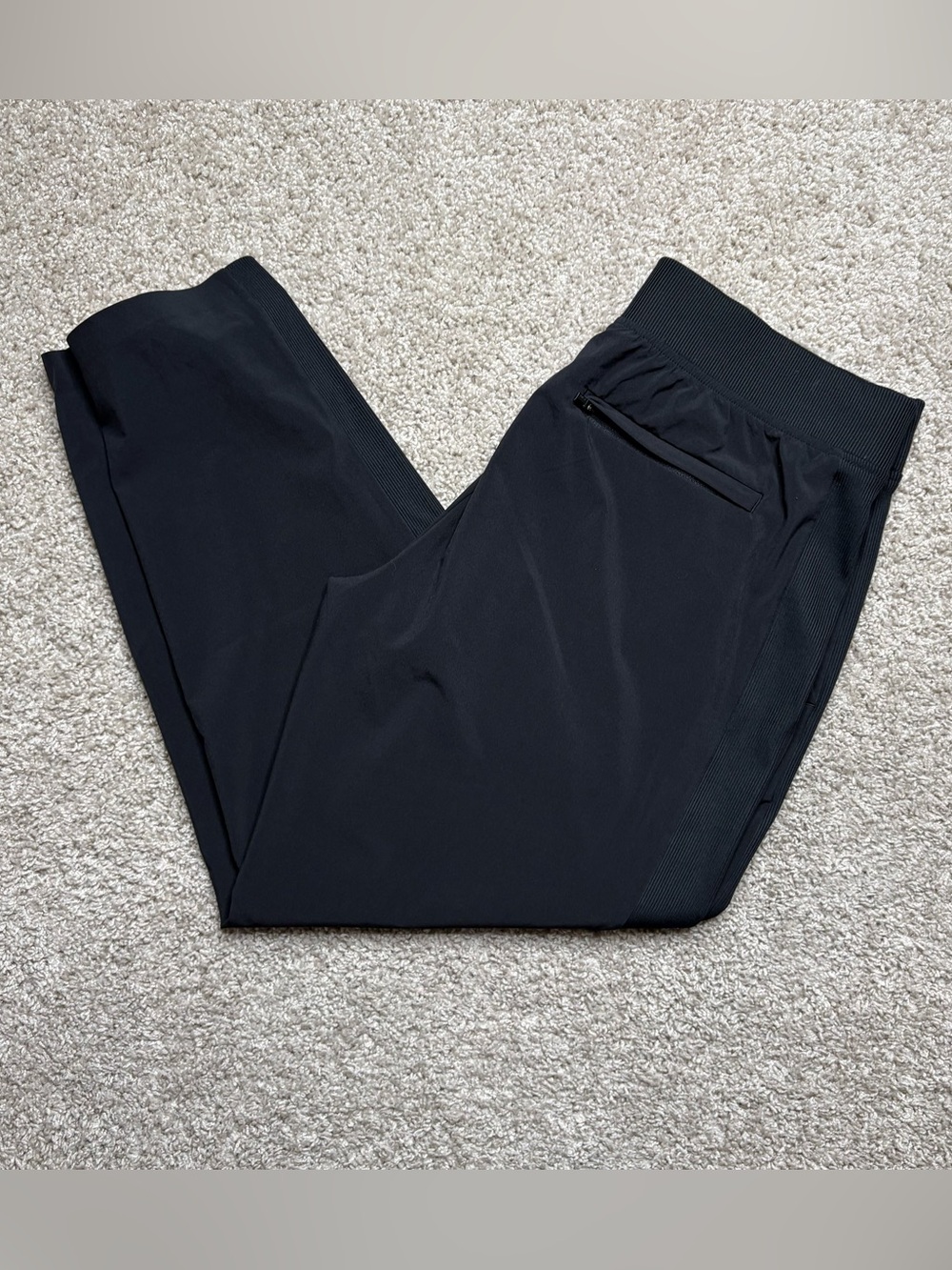 Athleta Black Cropped Athletic Pants